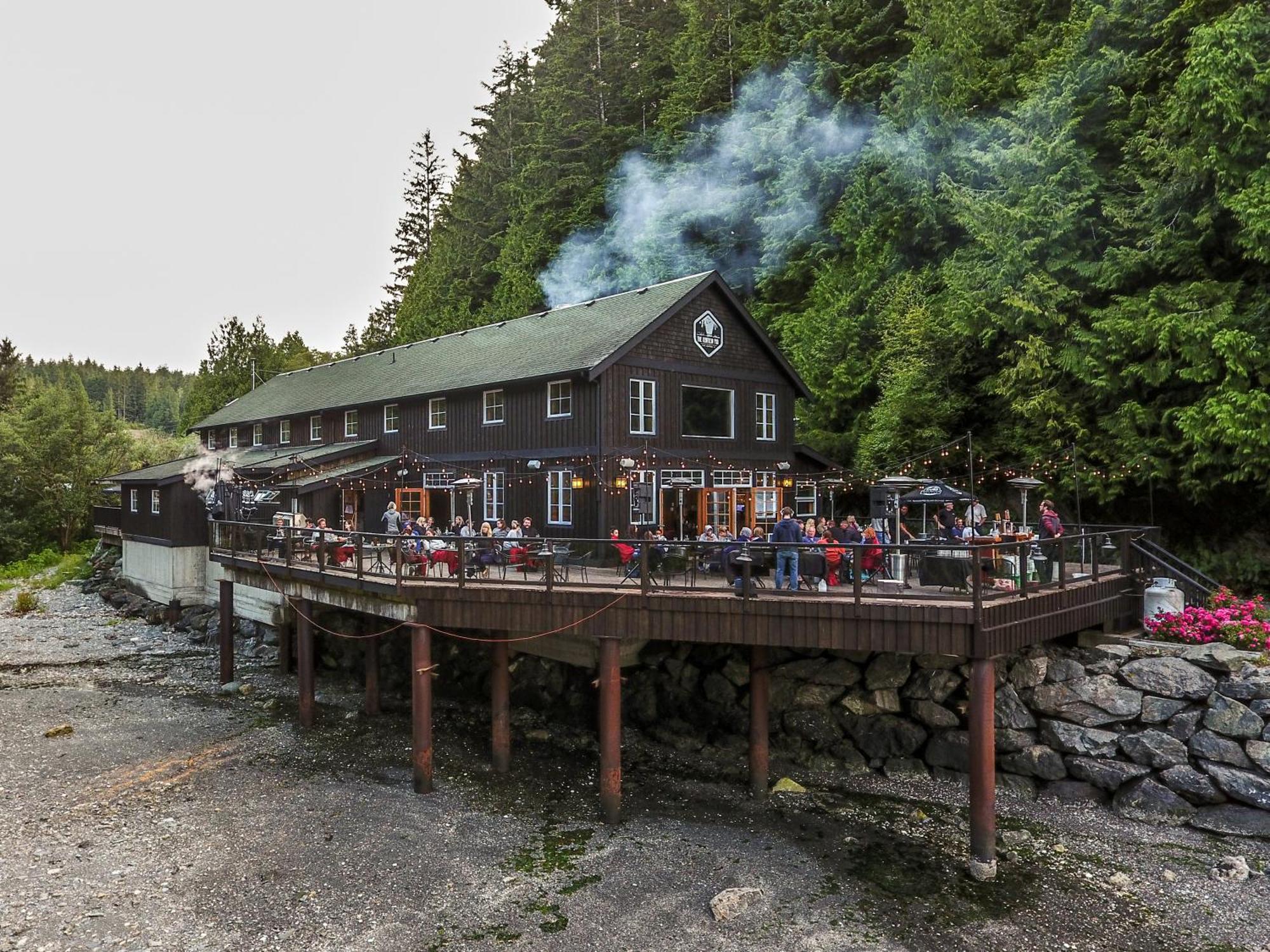 West Coast Trail Lodge Port Renfrew Eksteriør billede